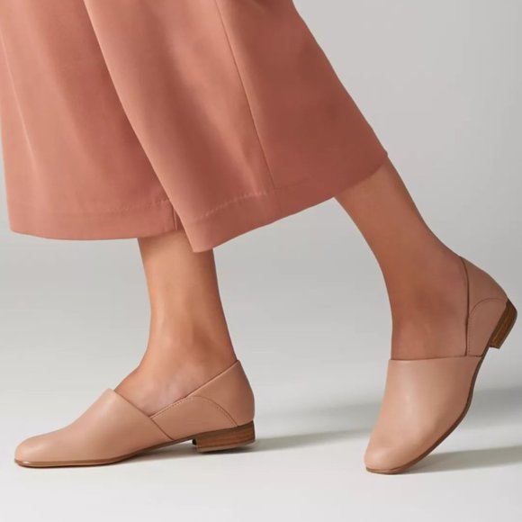 Clarks Shoes - NEW Clarks Pure Tone Praline Leather Flats Nude Si